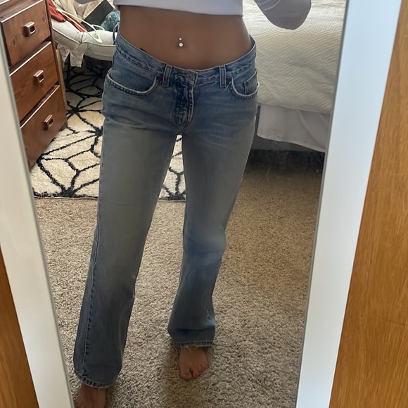 Express light wash low rise bootcut jeans size 7/8 R - Picture 4 of 4